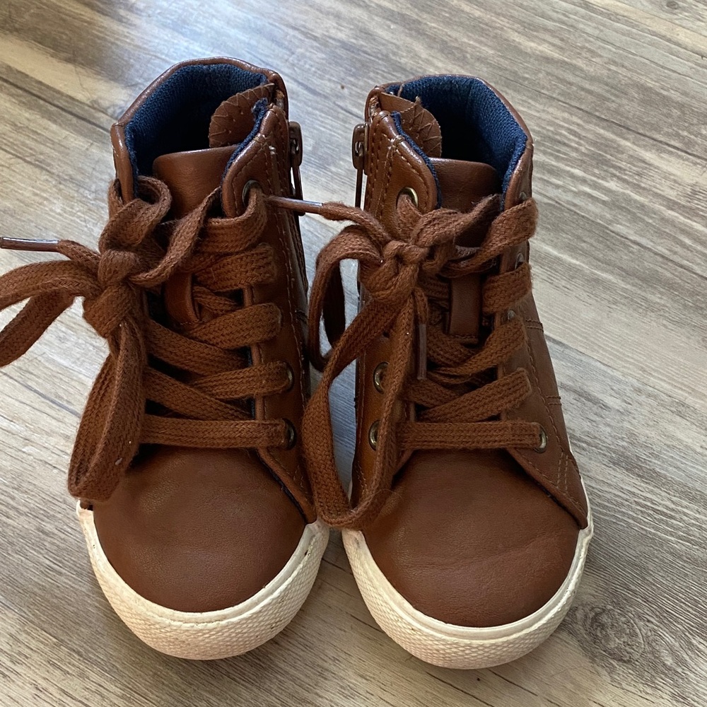Cat & Jack Brown Kids High-Top Sneakers